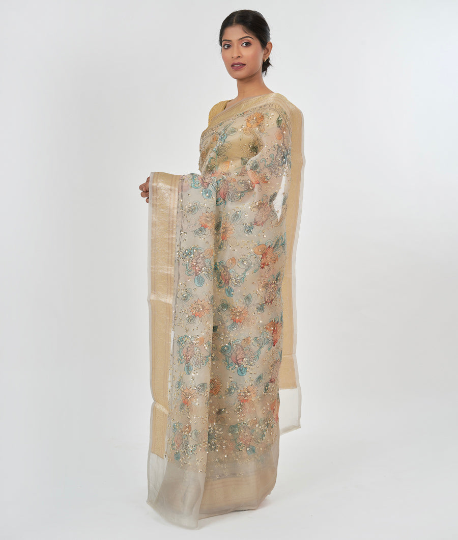 Lite Grey Organza Saree Floral Print With Sequence And Cutdana Work - kaystore.in
